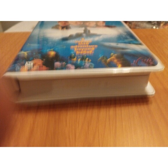 Crayola Kids Adventures: 20, 000 Leagues Under the Sea (VHS, 1997) - Picture 5 of 8